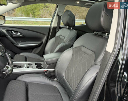 Черный Рено Kadjar, объемом двигателя 1.5 л и пробегом 100 тыс. км за 20900 $, фото 45 на Automoto.ua