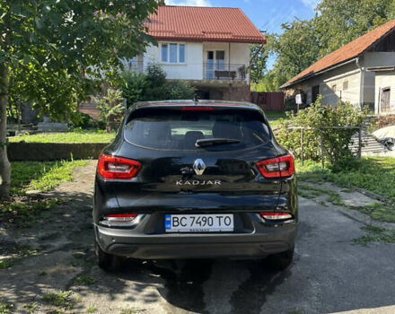 Черный Рено Kadjar, объемом двигателя 1.5 л и пробегом 178 тыс. км за 19400 $, фото 5 на Automoto.ua
