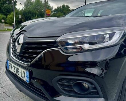 Черный Рено Kadjar, объемом двигателя 1.5 л и пробегом 108 тыс. км за 18500 $, фото 16 на Automoto.ua