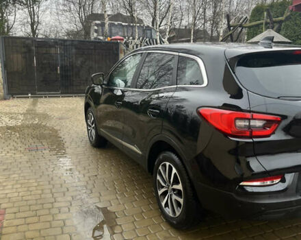 Черный Рено Kadjar, объемом двигателя 1.5 л и пробегом 183 тыс. км за 18300 $, фото 4 на Automoto.ua