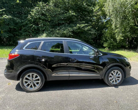 Черный Рено Kadjar, объемом двигателя 1.46 л и пробегом 239 тыс. км за 19100 $, фото 2 на Automoto.ua