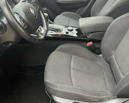 Черный Рено Kadjar, объемом двигателя 1.5 л и пробегом 183 тыс. км за 18300 $, фото 10 на Automoto.ua