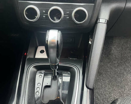 Черный Рено Kadjar, объемом двигателя 1.5 л и пробегом 183 тыс. км за 18300 $, фото 9 на Automoto.ua