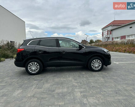 Черный Рено Kadjar, объемом двигателя 1.5 л и пробегом 216 тыс. км за 16900 $, фото 14 на Automoto.ua