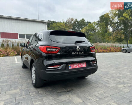 Черный Рено Kadjar, объемом двигателя 1.5 л и пробегом 216 тыс. км за 16700 $, фото 10 на Automoto.ua