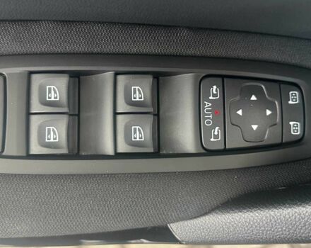 Черный Рено Kadjar, объемом двигателя 1.5 л и пробегом 186 тыс. км за 18950 $, фото 11 на Automoto.ua