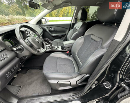 Черный Рено Kadjar, объемом двигателя 1.5 л и пробегом 216 тыс. км за 16700 $, фото 24 на Automoto.ua