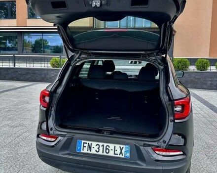 Черный Рено Kadjar, объемом двигателя 1.5 л и пробегом 108 тыс. км за 18500 $, фото 14 на Automoto.ua