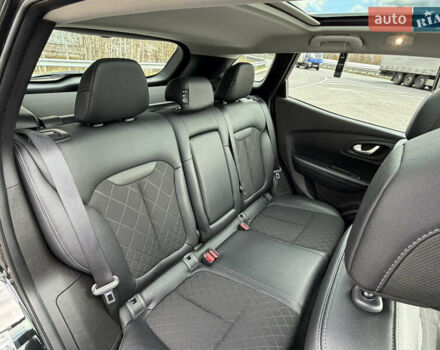 Черный Рено Kadjar, объемом двигателя 1.5 л и пробегом 100 тыс. км за 20900 $, фото 41 на Automoto.ua