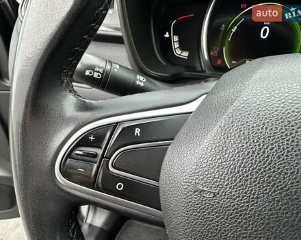 Черный Рено Kadjar, объемом двигателя 1.5 л и пробегом 216 тыс. км за 16700 $, фото 43 на Automoto.ua