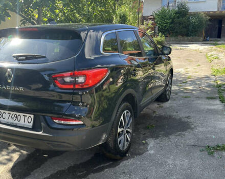 Черный Рено Kadjar, объемом двигателя 1.5 л и пробегом 178 тыс. км за 19400 $, фото 4 на Automoto.ua