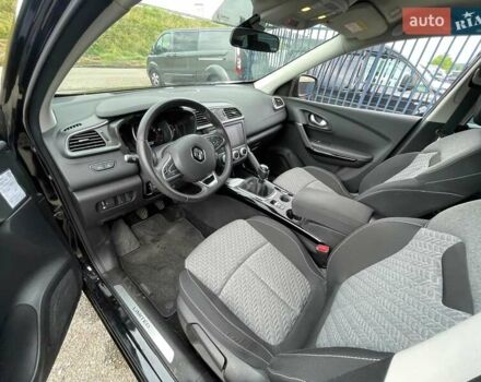 Черный Рено Kadjar, объемом двигателя 1.3 л и пробегом 63 тыс. км за 15000 $, фото 8 на Automoto.ua