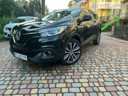 Черный Рено Kadjar, объемом двигателя 1.6 л и пробегом 113 тыс. км за 18500 $, фото 1 на Automoto.ua