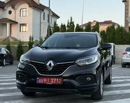 Черный Рено Kadjar, объемом двигателя 1.5 л и пробегом 154 тыс. км за 18200 $, фото 1 на Automoto.ua