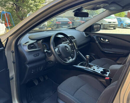 Коричневый Рено Kadjar, объемом двигателя 1.46 л и пробегом 287 тыс. км за 14250 $, фото 29 на Automoto.ua