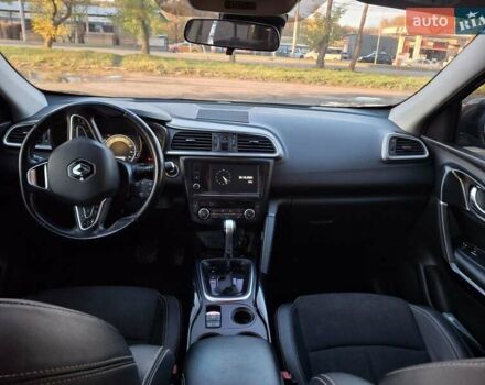 Рено Kadjar 2016 в Тернополе на Automoto.ua Коричневый Рено Kadjar, объемом двигателя 1.46 л и пробегом 146 тыс. км за 16600 $, фото 16 на Automoto.ua