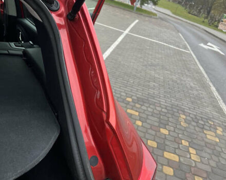 Красный Рено Kadjar, объемом двигателя 1.2 л и пробегом 175 тыс. км за 12799 $, фото 58 на Automoto.ua