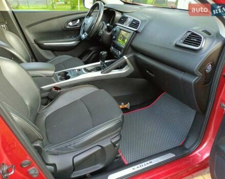 Красный Рено Kadjar, объемом двигателя 1.46 л и пробегом 285 тыс. км за 14250 $, фото 71 на Automoto.ua
