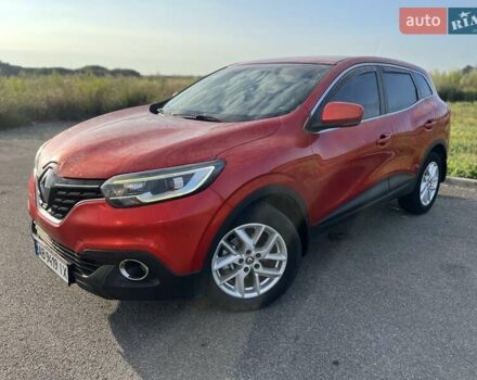 Красный Рено Kadjar, объемом двигателя 1.46 л и пробегом 205 тыс. км за 13300 $, фото 5 на Automoto.ua