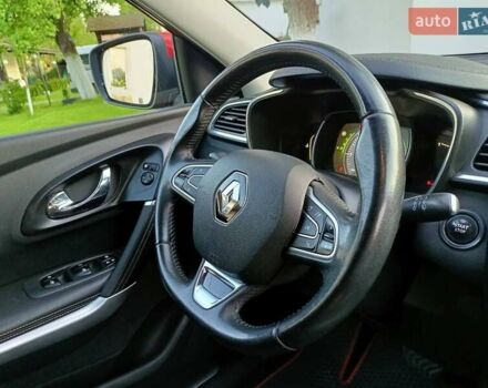 Красный Рено Kadjar, объемом двигателя 1.46 л и пробегом 285 тыс. км за 14250 $, фото 74 на Automoto.ua