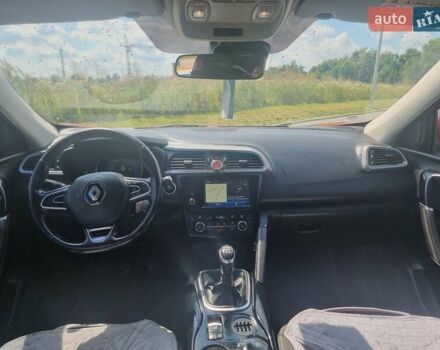 Красный Рено Kadjar, объемом двигателя 1.46 л и пробегом 260 тыс. км за 14499 $, фото 22 на Automoto.ua