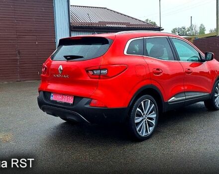 Красный Рено Kadjar, объемом двигателя 1.6 л и пробегом 140 тыс. км за 15300 $, фото 2 на Automoto.ua
