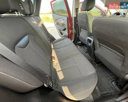 Красный Рено Kadjar, объемом двигателя 1.46 л и пробегом 205 тыс. км за 13300 $, фото 14 на Automoto.ua