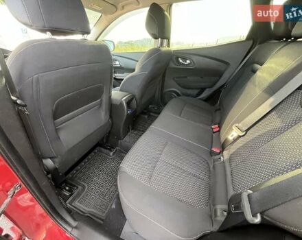 Красный Рено Kadjar, объемом двигателя 1.46 л и пробегом 205 тыс. км за 13300 $, фото 18 на Automoto.ua