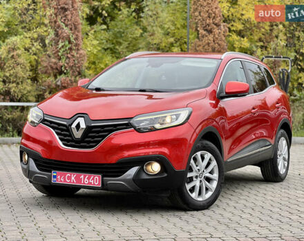 Красный Рено Kadjar, объемом двигателя 1.46 л и пробегом 248 тыс. км за 13950 $, фото 2 на Automoto.ua