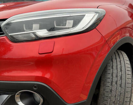 Червоний Рено Kadjar, об'ємом двигуна 1.2 л та пробігом 175 тис. км за 12799 $, фото 38 на Automoto.ua