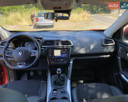 Червоний Рено Kadjar, об'ємом двигуна 1.6 л та пробігом 243 тис. км за 12800 $, фото 33 на Automoto.ua
