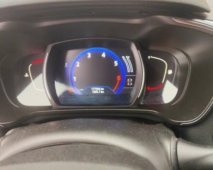 Червоний Рено Kadjar, об'ємом двигуна 1.2 л та пробігом 177 тис. км за 11000 $, фото 4 на Automoto.ua