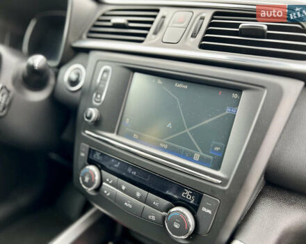 Красный Рено Kadjar, объемом двигателя 1.46 л и пробегом 248 тыс. км за 13950 $, фото 88 на Automoto.ua