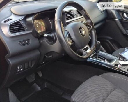 Красный Рено Kadjar, объемом двигателя 1.5 л и пробегом 262 тыс. км за 13350 $, фото 27 на Automoto.ua