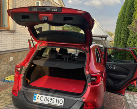 Красный Рено Kadjar, объемом двигателя 1.5 л и пробегом 263 тыс. км за 13350 $, фото 9 на Automoto.ua