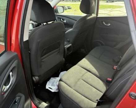 Красный Рено Kadjar, объемом двигателя 1.5 л и пробегом 120 тыс. км за 5700 $, фото 11 на Automoto.ua