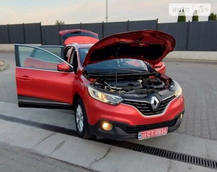 Красный Рено Kadjar, объемом двигателя 1.5 л и пробегом 262 тыс. км за 13350 $, фото 9 на Automoto.ua