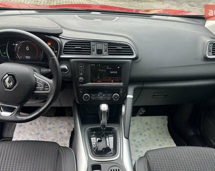 Красный Рено Kadjar, объемом двигателя 1.2 л и пробегом 220 тыс. км за 14300 $, фото 20 на Automoto.ua