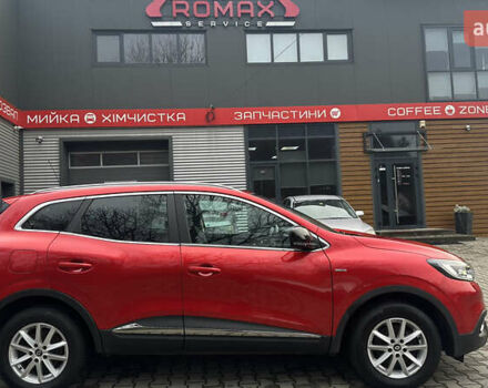 Красный Рено Kadjar, объемом двигателя 1.2 л и пробегом 220 тыс. км за 14300 $, фото 3 на Automoto.ua