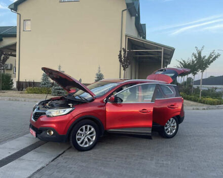 Красный Рено Kadjar, объемом двигателя 1.5 л и пробегом 263 тыс. км за 13350 $, фото 16 на Automoto.ua