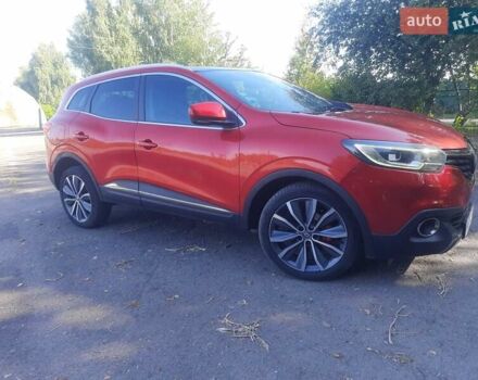 Красный Рено Kadjar, объемом двигателя 1.6 л и пробегом 210 тыс. км за 16700 $, фото 5 на Automoto.ua