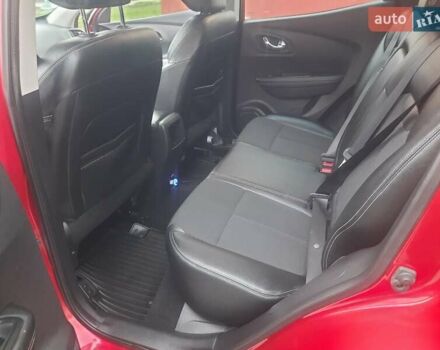 Красный Рено Kadjar, объемом двигателя 1.6 л и пробегом 210 тыс. км за 16500 $, фото 10 на Automoto.ua