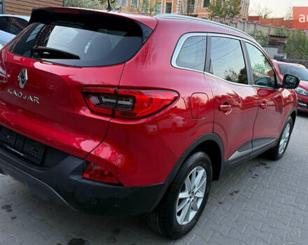 Красный Рено Kadjar, объемом двигателя 1.2 л и пробегом 200 тыс. км за 14200 $, фото 4 на Automoto.ua