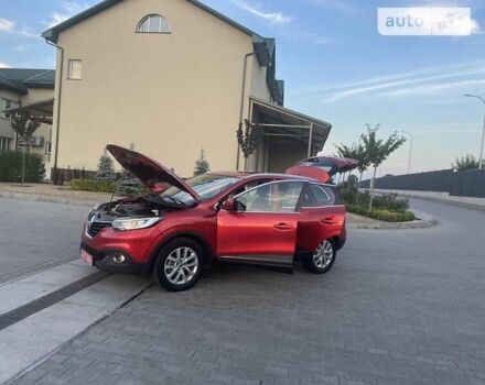 Красный Рено Kadjar, объемом двигателя 1.5 л и пробегом 262 тыс. км за 13350 $, фото 19 на Automoto.ua