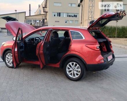 Красный Рено Kadjar, объемом двигателя 1.5 л и пробегом 262 тыс. км за 13350 $, фото 11 на Automoto.ua
