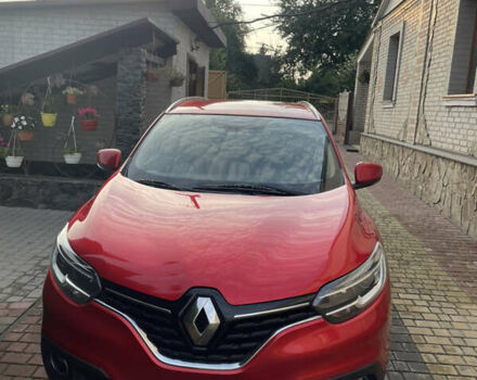 Красный Рено Kadjar, объемом двигателя 1.5 л и пробегом 263 тыс. км за 13350 $, фото 4 на Automoto.ua