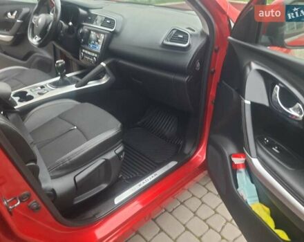 Красный Рено Kadjar, объемом двигателя 1.6 л и пробегом 210 тыс. км за 16500 $, фото 12 на Automoto.ua