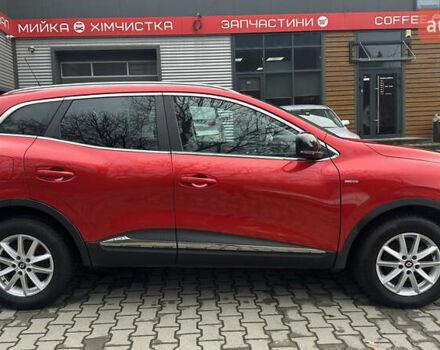 Красный Рено Kadjar, объемом двигателя 1.2 л и пробегом 220 тыс. км за 14300 $, фото 4 на Automoto.ua