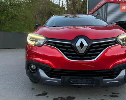 Красный Рено Kadjar, объемом двигателя 1.2 л и пробегом 200 тыс. км за 14200 $, фото 2 на Automoto.ua