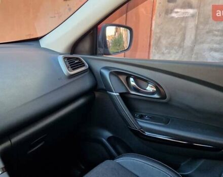 Красный Рено Kadjar, объемом двигателя 1.46 л и пробегом 77 тыс. км за 16800 $, фото 49 на Automoto.ua